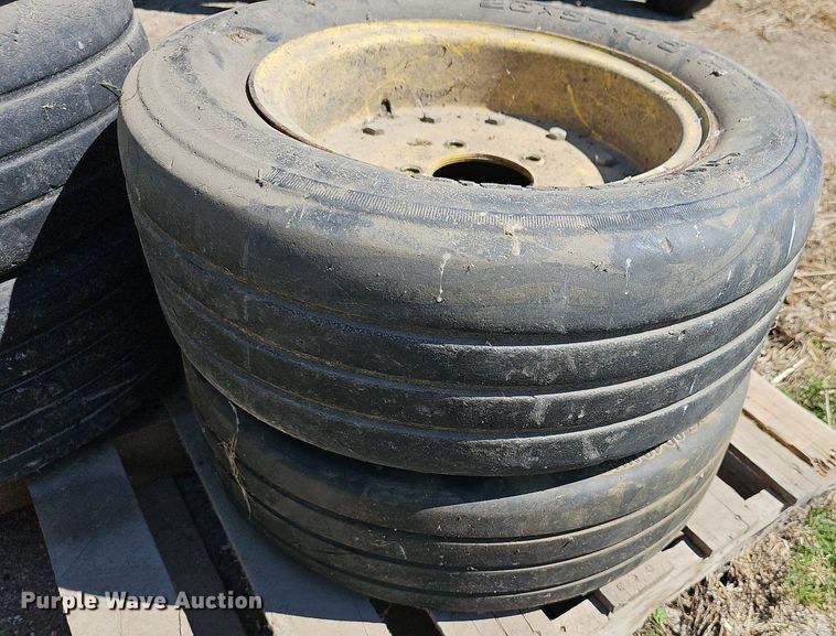 image for item NU9130 John Deere CX15  rotary mower