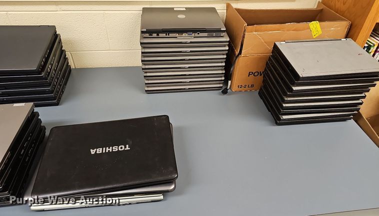 image for item NU9138 (56) laptops