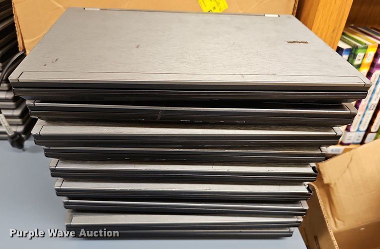 image for item NU9138 (56) laptops