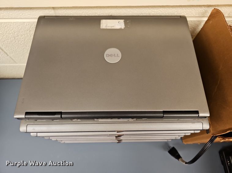 image for item NU9138 (56) laptops