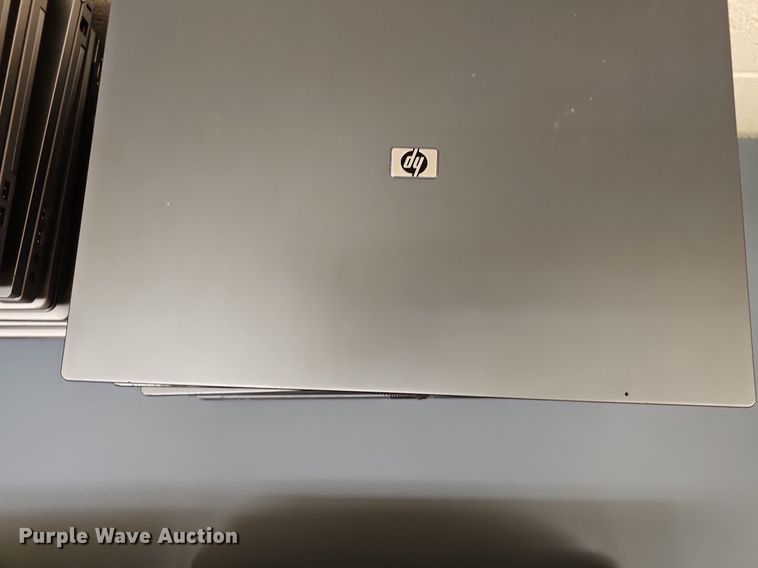 image for item NU9138 (56) laptops