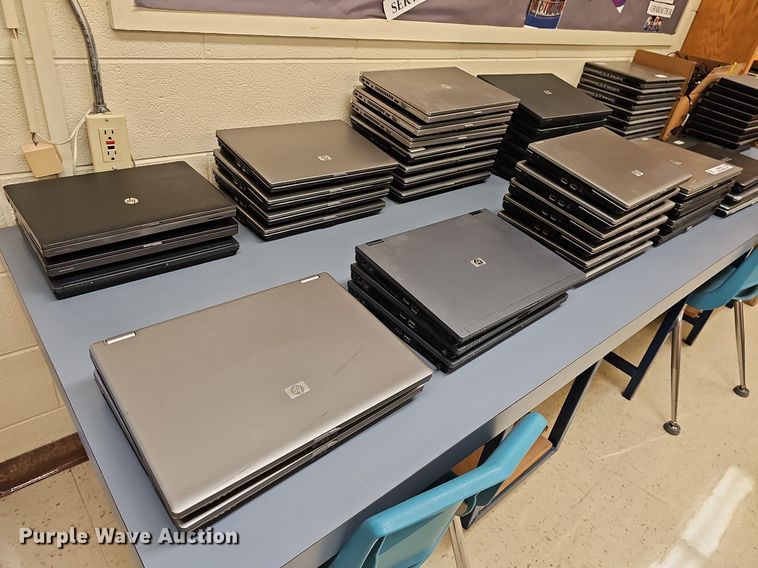 image for item NU9138 (56) laptops