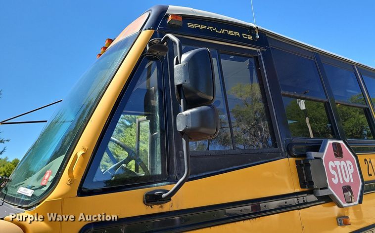 image for item NU9141 2007 Thomas Built  school bus