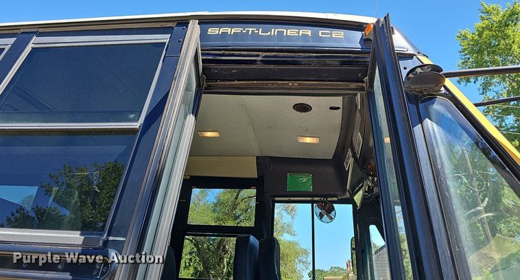 image for item NU9141 2007 Thomas Built  school bus