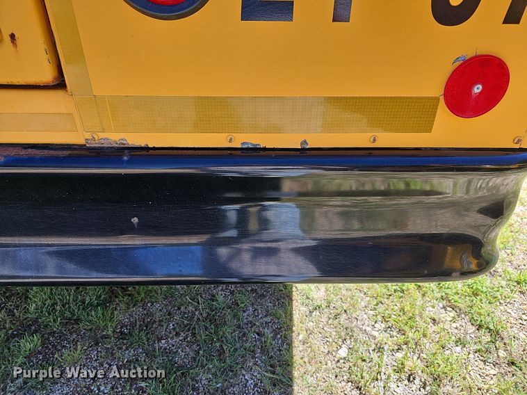 image for item NU9141 2007 Thomas Built  school bus