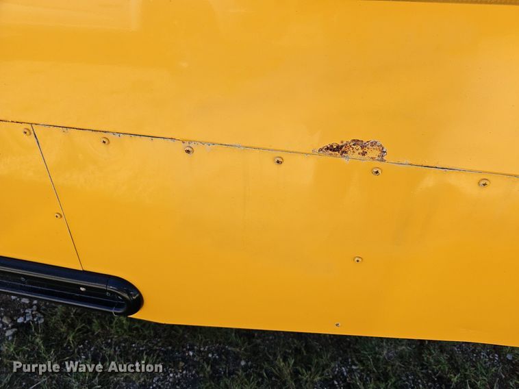 image for item NU9141 2007 Thomas Built  school bus