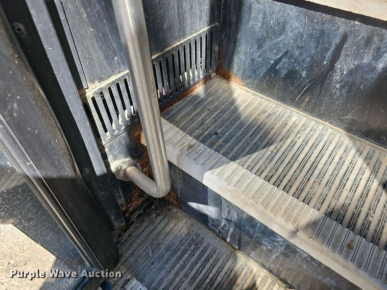 image for item NU9141 2007 Thomas Built  school bus