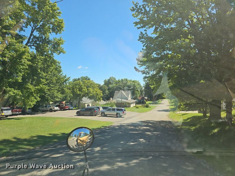 image for item NU9141 2007 Thomas Built  school bus