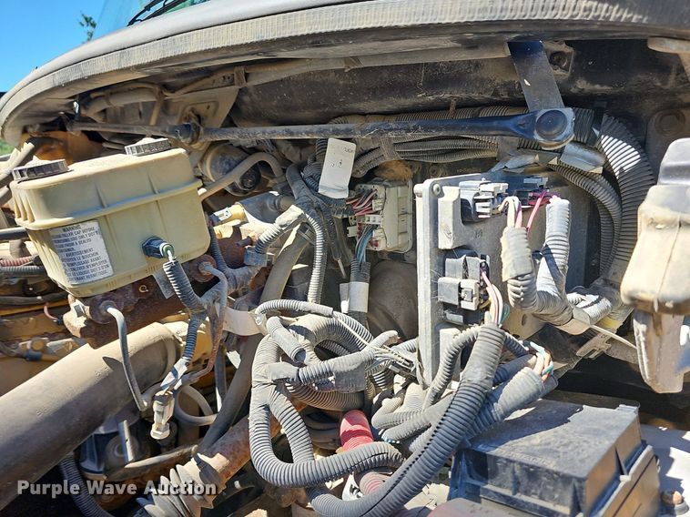 image for item NU9141 2007 Thomas Built  school bus