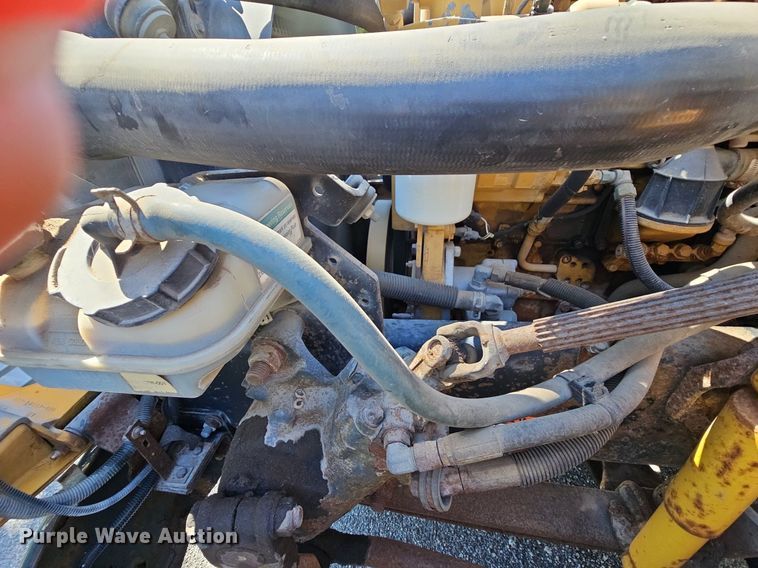 image for item NU9141 2007 Thomas Built  school bus