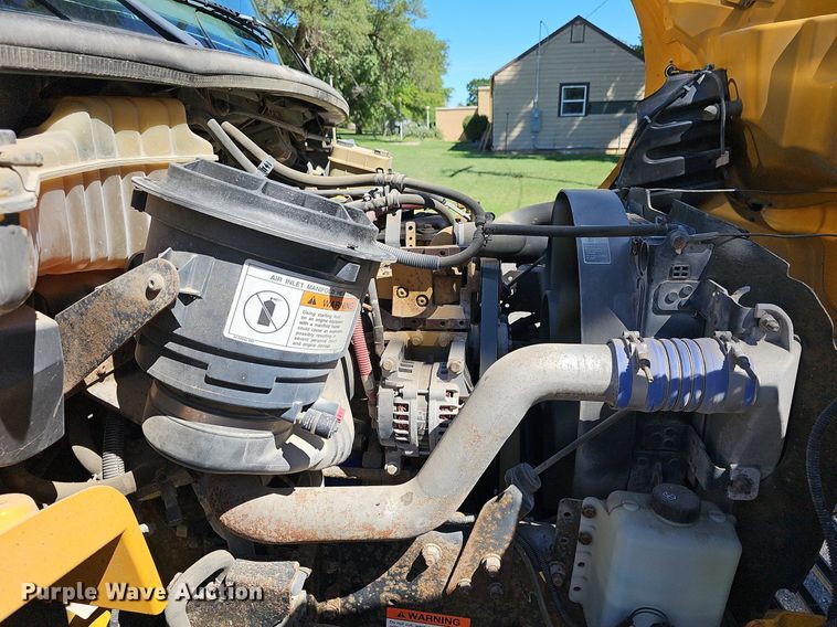 image for item NU9141 2007 Thomas Built  school bus