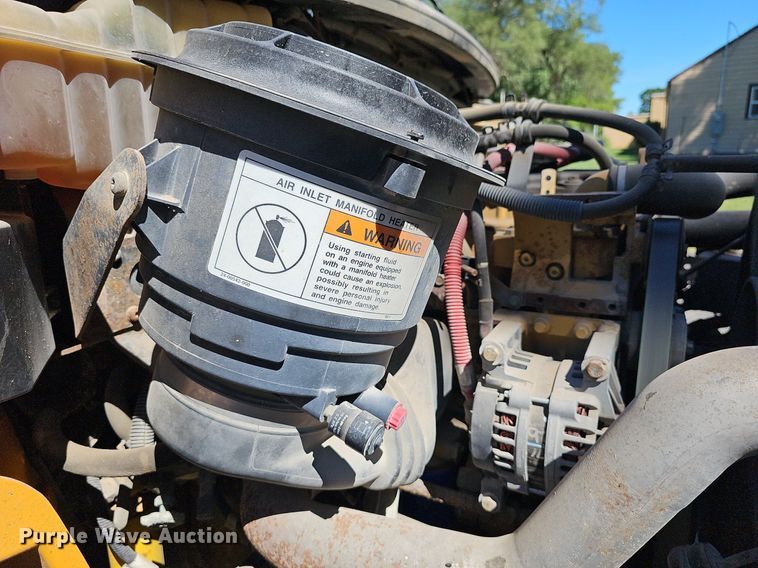 image for item NU9141 2007 Thomas Built  school bus