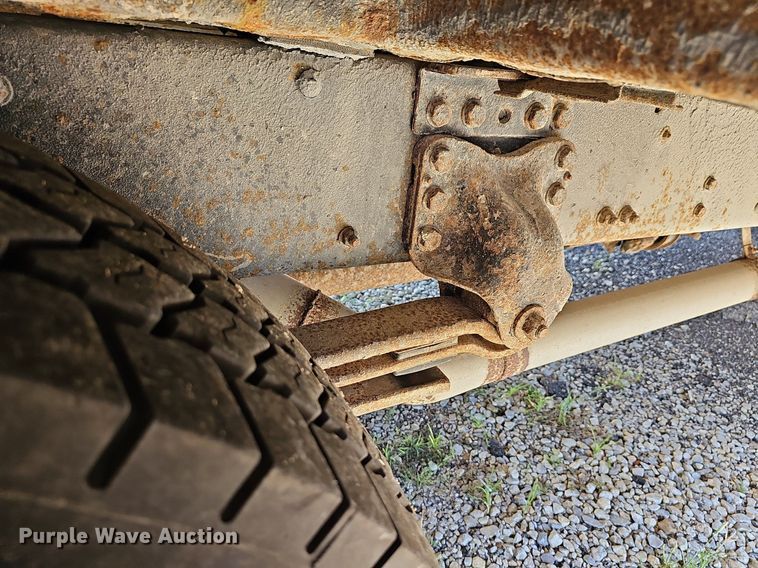 image for item NU9141 2007 Thomas Built  school bus