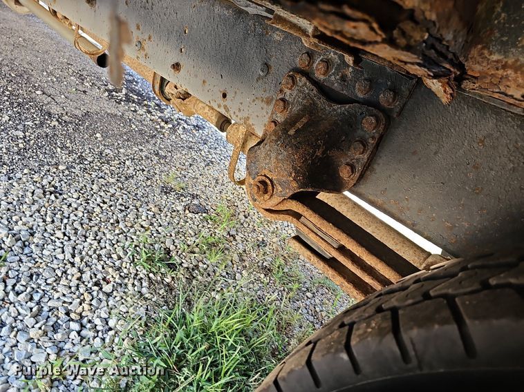 image for item NU9141 2007 Thomas Built  school bus