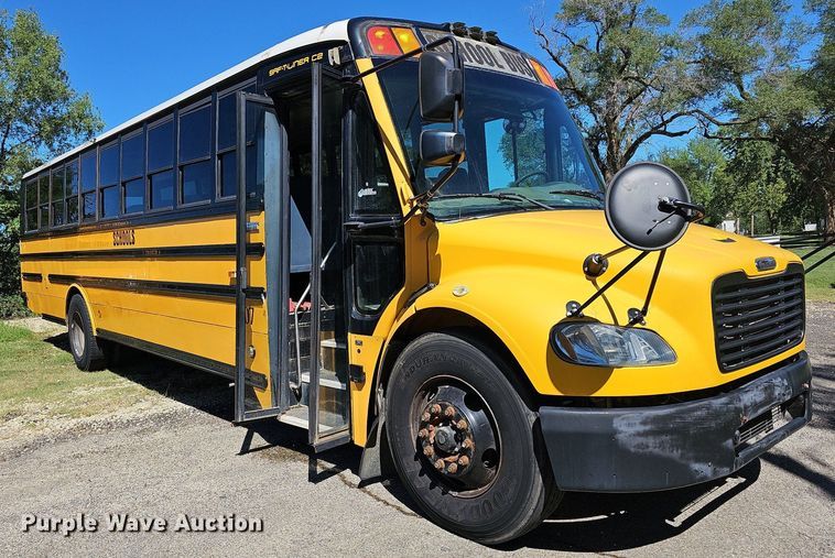 image for item NU9142 2007 Freightliner Thomas Built  school bus