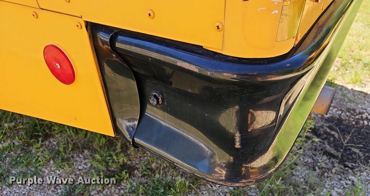 image for item NU9142 2007 Freightliner Thomas Built  school bus