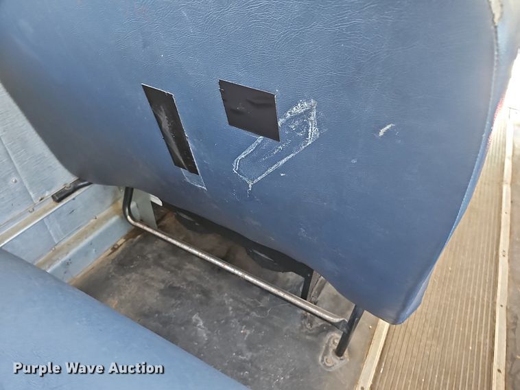 image for item NU9142 2007 Freightliner Thomas Built  school bus