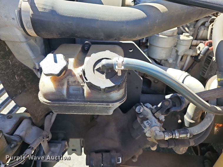 image for item NU9142 2007 Freightliner Thomas Built  school bus