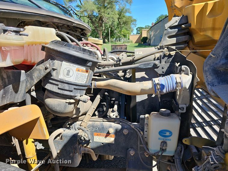 image for item NU9142 2007 Freightliner Thomas Built  school bus