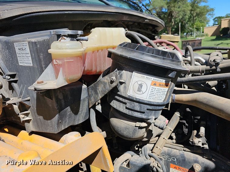 image for item NU9142 2007 Freightliner Thomas Built  school bus