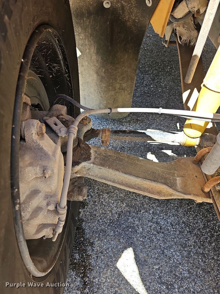 image for item NU9142 2007 Freightliner Thomas Built  school bus