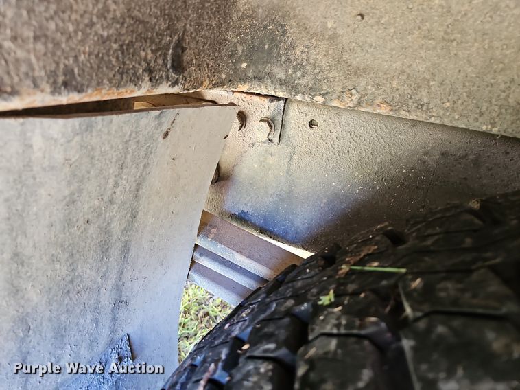 image for item NU9142 2007 Freightliner Thomas Built  school bus