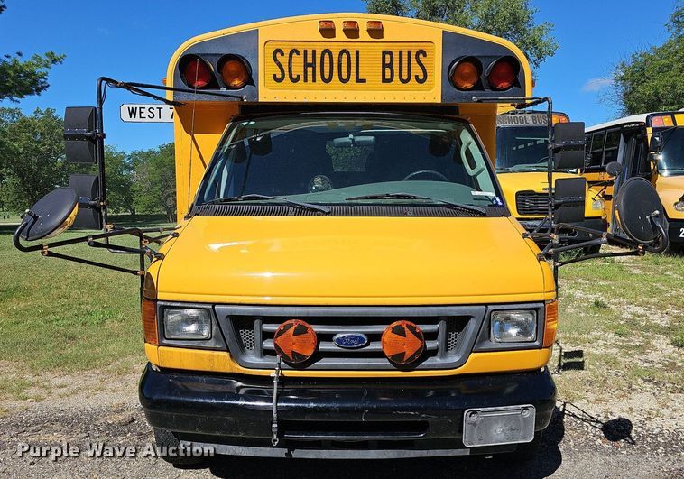 image for item NU9143 2008 Thomas Built  school bus