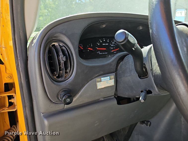 image for item NU9143 2008 Thomas Built  school bus