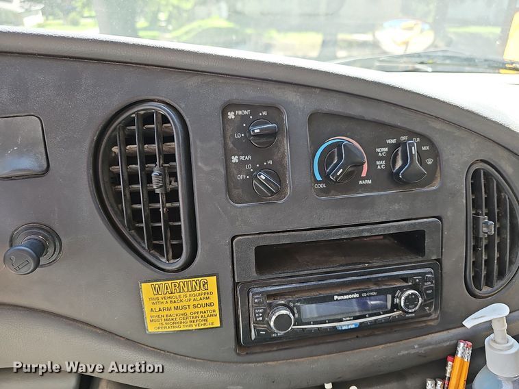 image for item NU9143 2008 Thomas Built  school bus