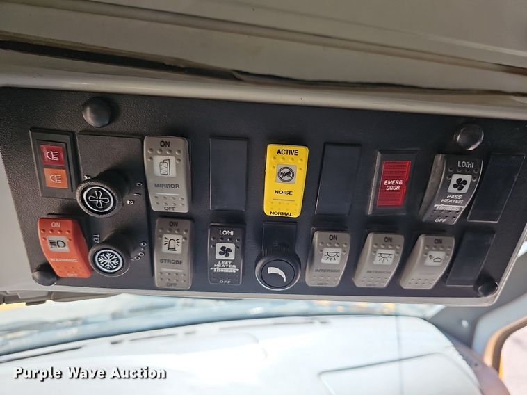 image for item NU9143 2008 Thomas Built  school bus