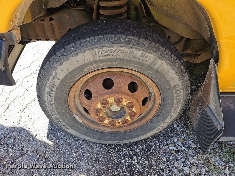 image for item NU9143 2008 Thomas Built  school bus