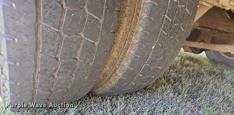 image for item NU9143 2008 Thomas Built  school bus