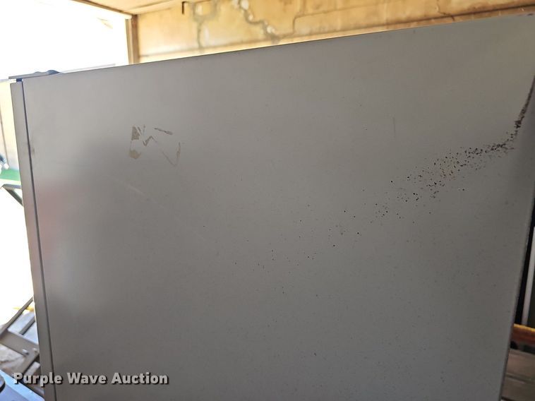 image for item NU9146 LU Wegner 3039  vending machine