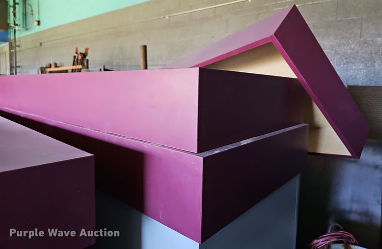 image for item NU9147 (4) cabinets