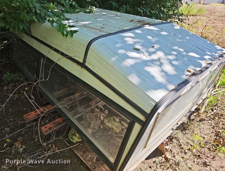 image for item NU9150 Pickup truck topper