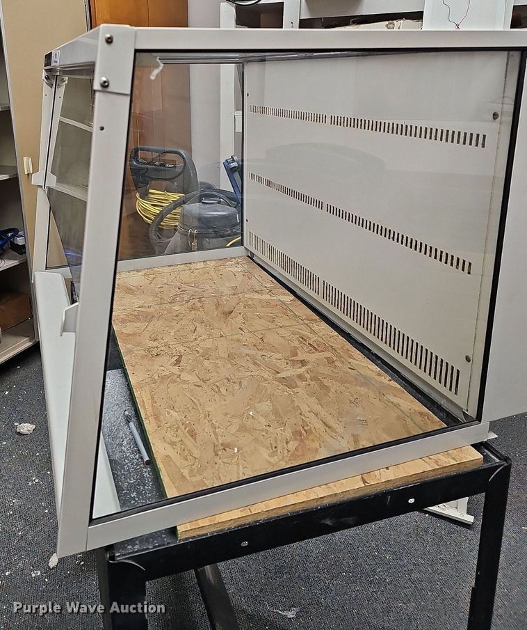 image for item NU9155 Office equipment