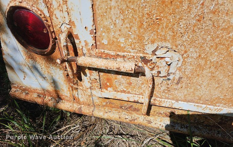 image for item NU9156 Shop built  livestock trailer