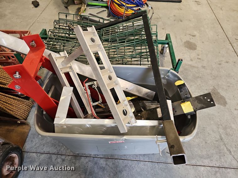 image for item NU9168 Tools