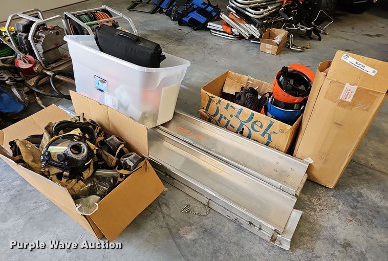 image for item NU9169 Fire safety equipment