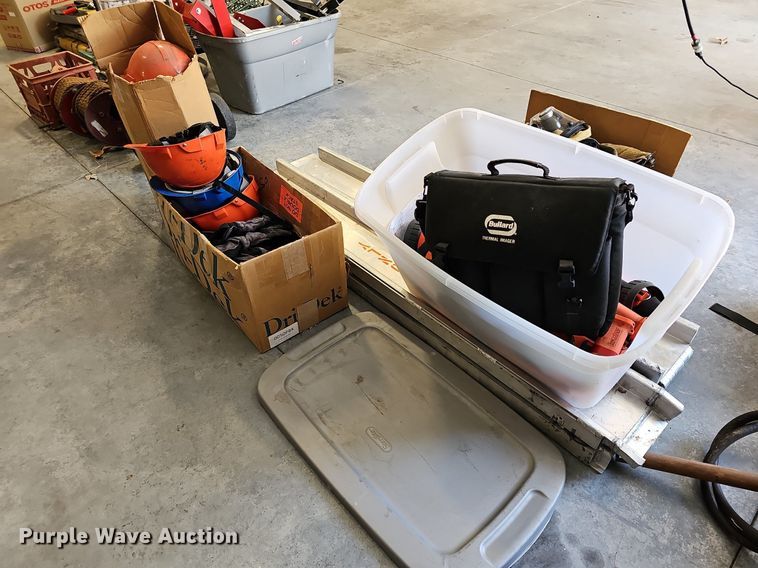 image for item NU9169 Fire safety equipment