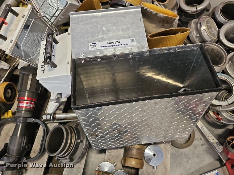 image for item NU9174 Fire equipment