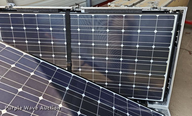 image for item NU9176 (6) 2012 LM 19255B solar panels