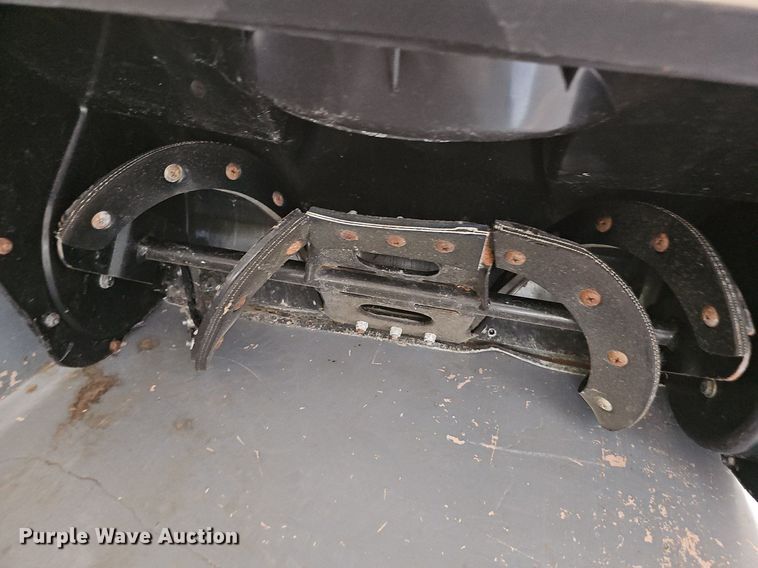 image for item NU9179 2007 Frontier ST0622M  snow blower