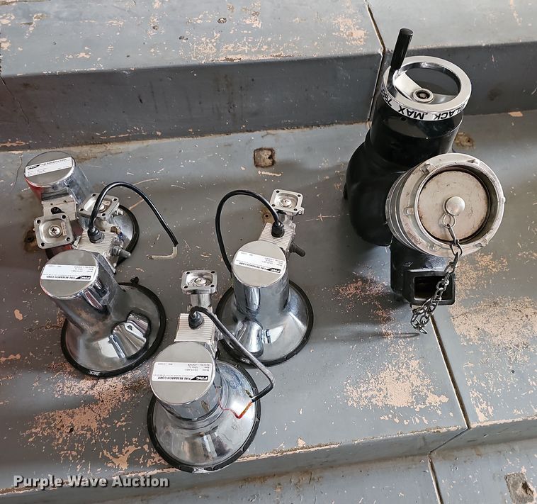 image for item NU9180 Truck accessories