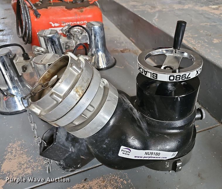 image for item NU9180 Truck accessories