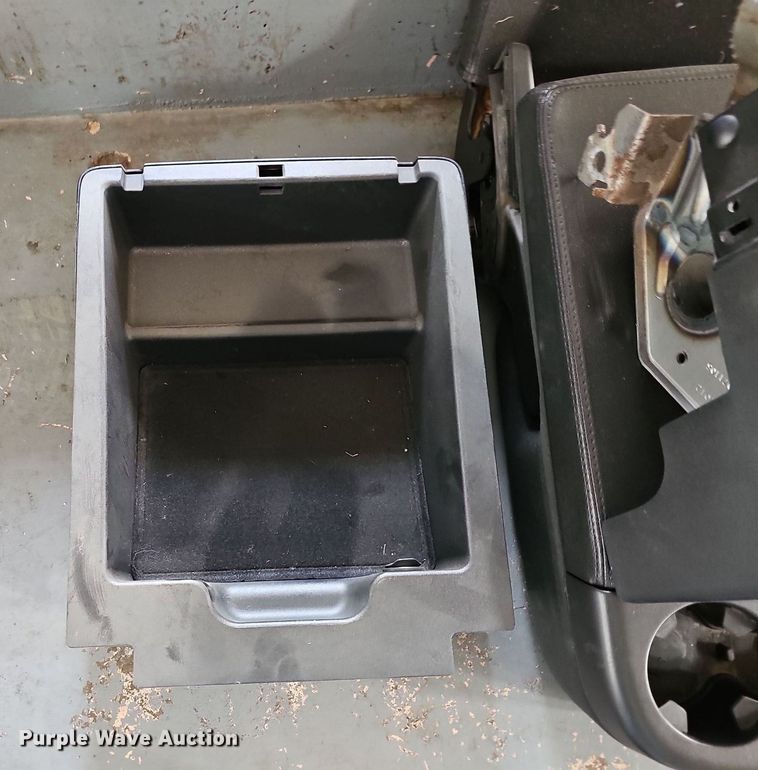 image for item NU9182 Automotive parts