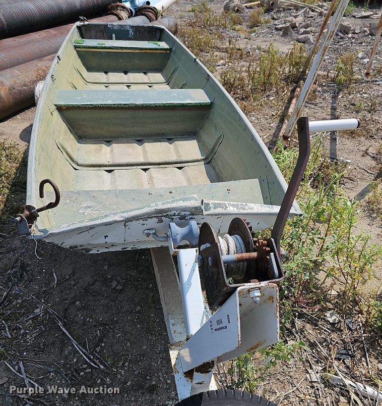 image for item NU9184 Ward  jon boat