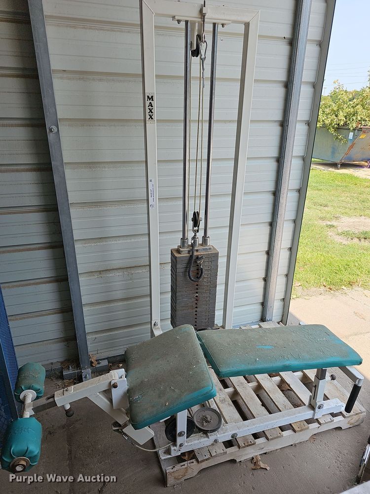 image for item NU9187 Maxx  weight machine