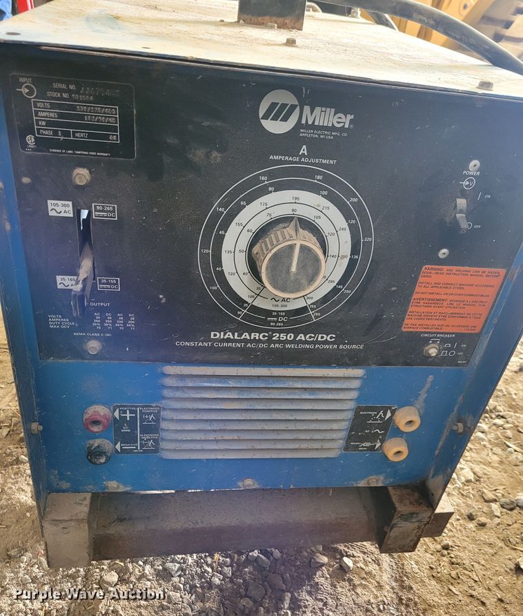 image for item NX9460 Miller Dialarc 250-AC/DC  welder