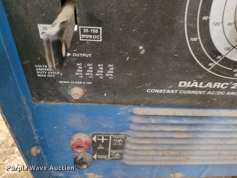 image for item NX9460 Miller Dialarc 250-AC/DC  welder